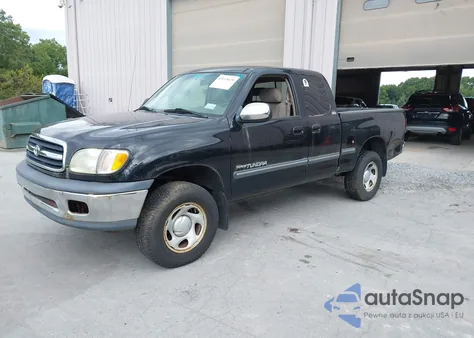 2002 Toyota Tundra Sr5 z USA, uszkodzony, nr VIN 5TBBN44192S238846